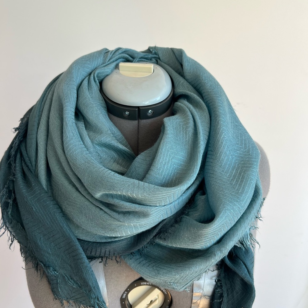 Ombré Big Scarf Shawl Wraps Made in Italy 52” X 76” Unisex Art to Wear